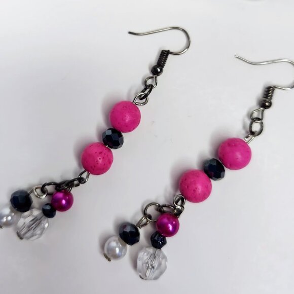 Pink Beaded Boho Dangle Earings - Picture 2 of 2